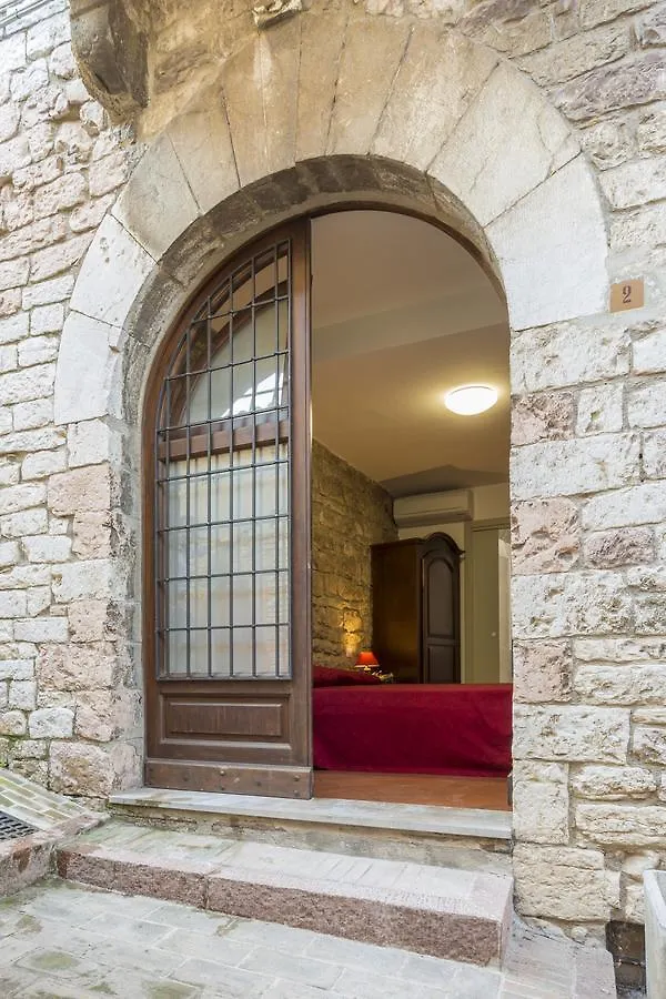 Hotel Il Duomo Assise 3*,